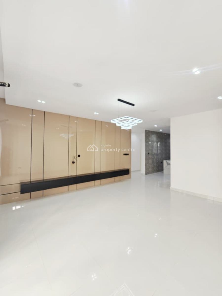 Luxury 2 Bedroom Apartment, Ologolo, Lekki, Lagos, Flat / Apartment for Sale