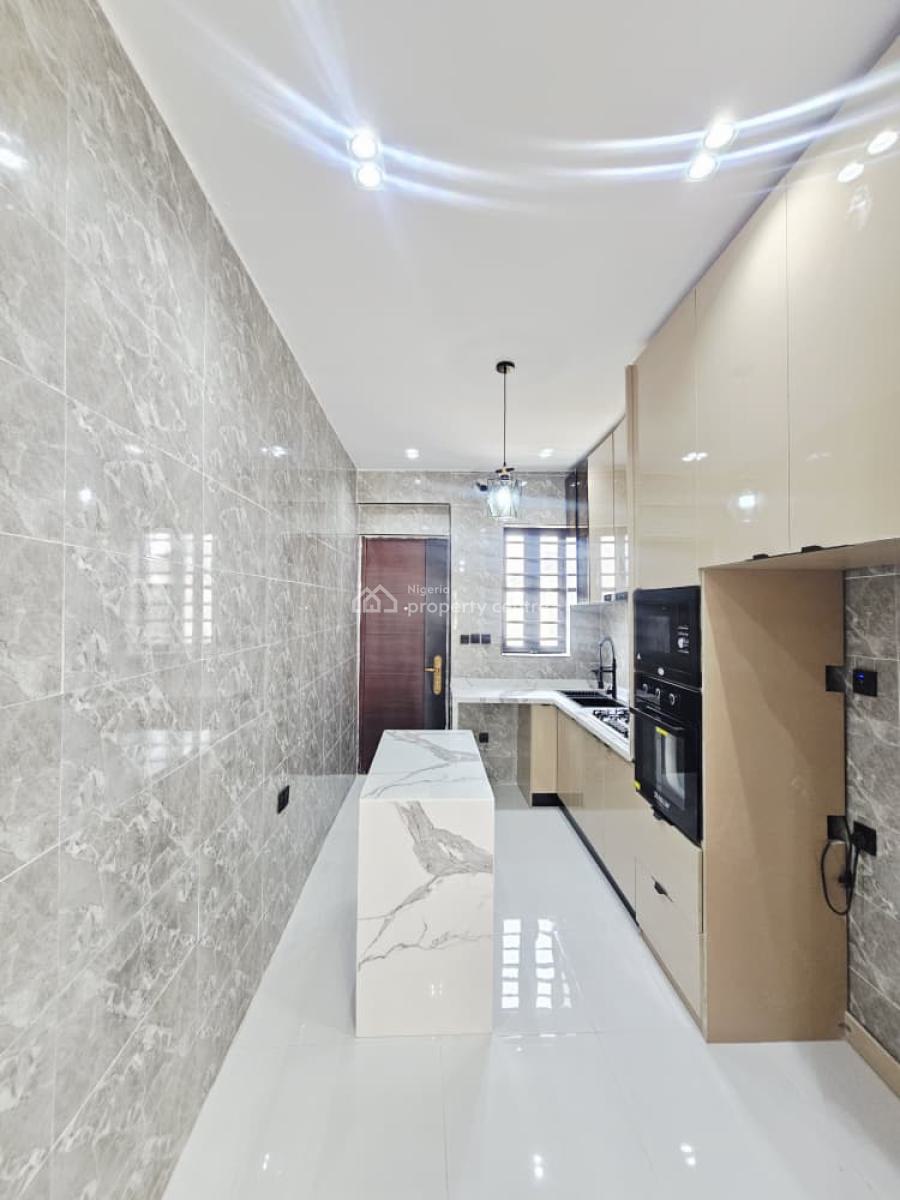 Luxury 2 Bedroom Apartment, Ologolo, Lekki, Lagos, Flat / Apartment for Sale