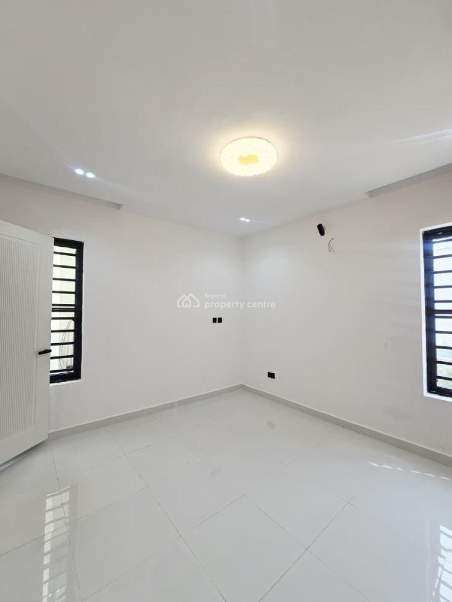 Luxury 2 Bedroom Apartment, Ologolo, Lekki, Lagos, Flat / Apartment for Sale