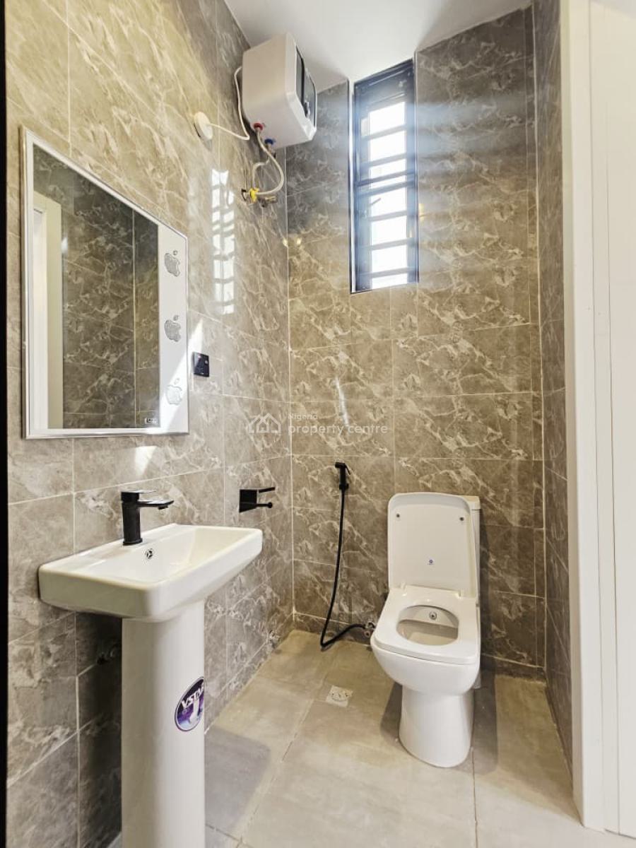 Luxury 2 Bedroom Apartment, Ologolo, Lekki, Lagos, Flat / Apartment for Sale