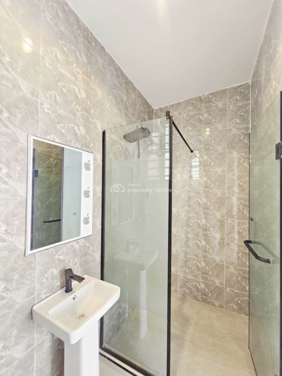 Luxury 2 Bedroom Apartment, Ologolo, Lekki, Lagos, Flat / Apartment for Sale