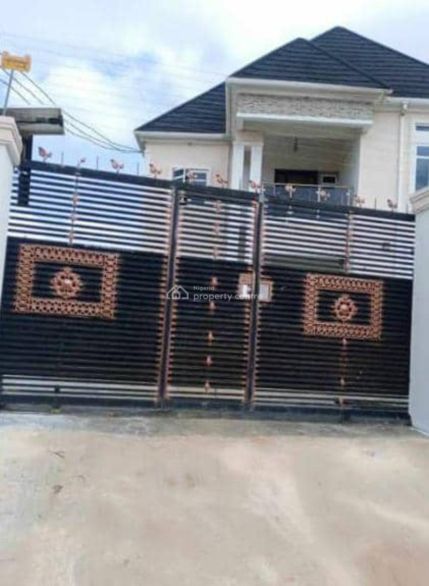 4 Bedroom Duplex+ 2 Units of 2 Bedroom  Flats, Kabaka, Ugbor Central Road Gra., Benin, Oredo, Edo, House for Sale