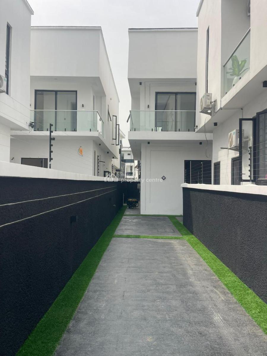 Exquisite 4 Bedrooms Semi Detached Duplex with Bq, Chevron, Lekki, Lagos, Semi-detached Duplex for Sale