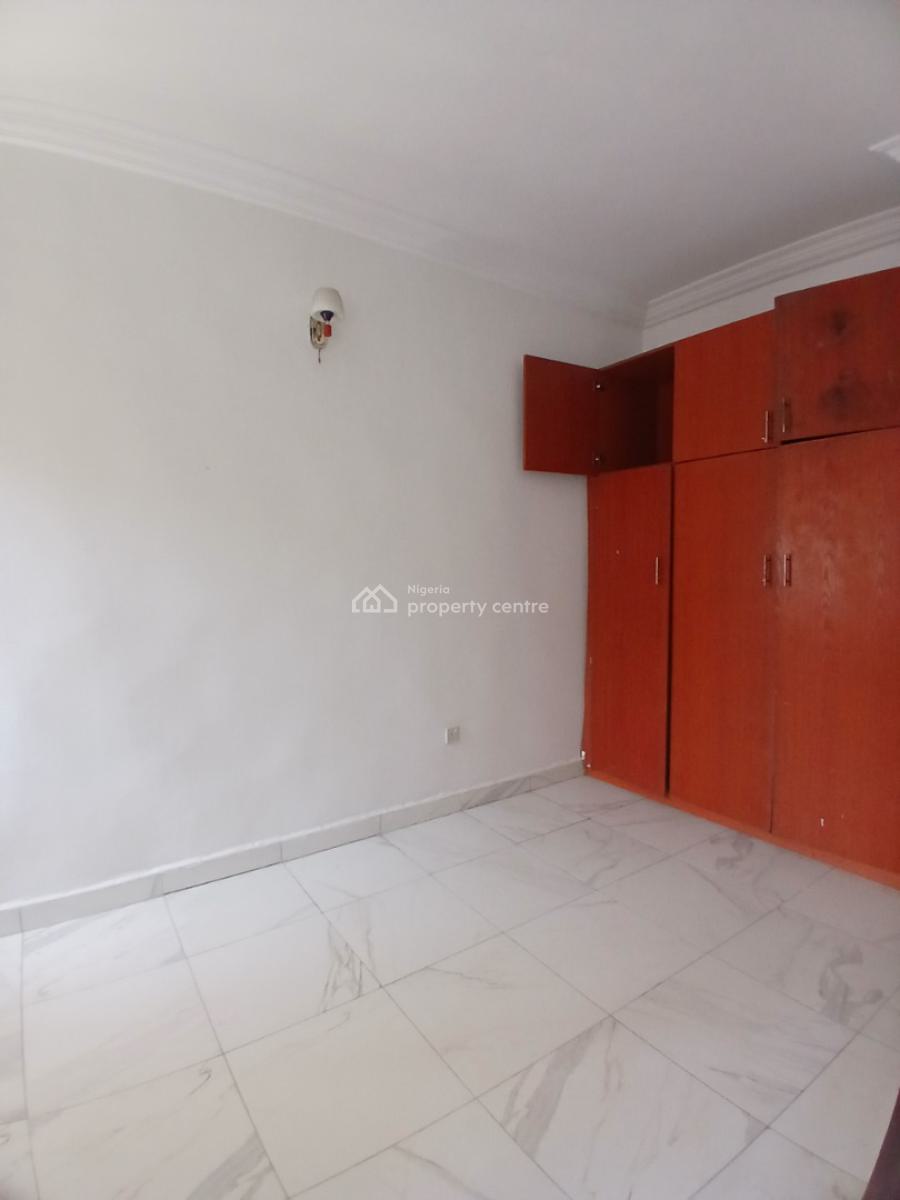 Fantastic 3 Bedroom Apartment, Opposite Ocean Palm Estate, Lekki Phase 2, Lekki, Lagos, Flat / Apartment for Rent