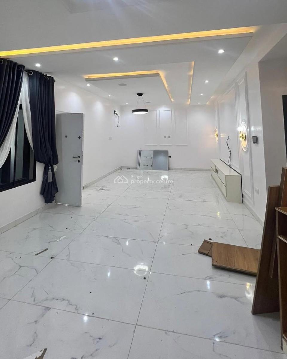 Beautifully Designed 4 Bedroom Maisonette with a Swimming Pool, Lekki Phase 1, Lekki, Lagos, House for Sale