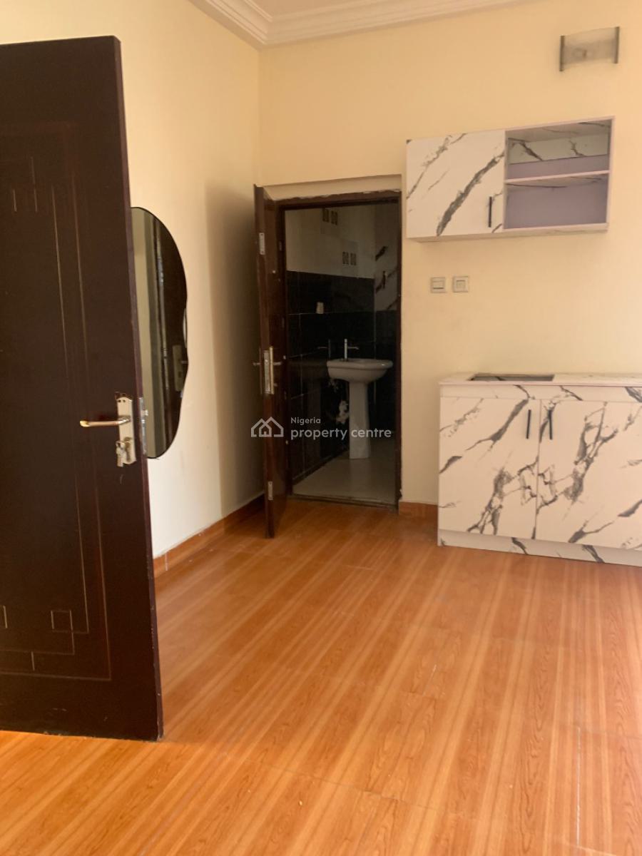 Self Contain (studio), Bera Estate Chevron Drive, Lekki, Lagos, Self Contain (single Rooms) for Rent