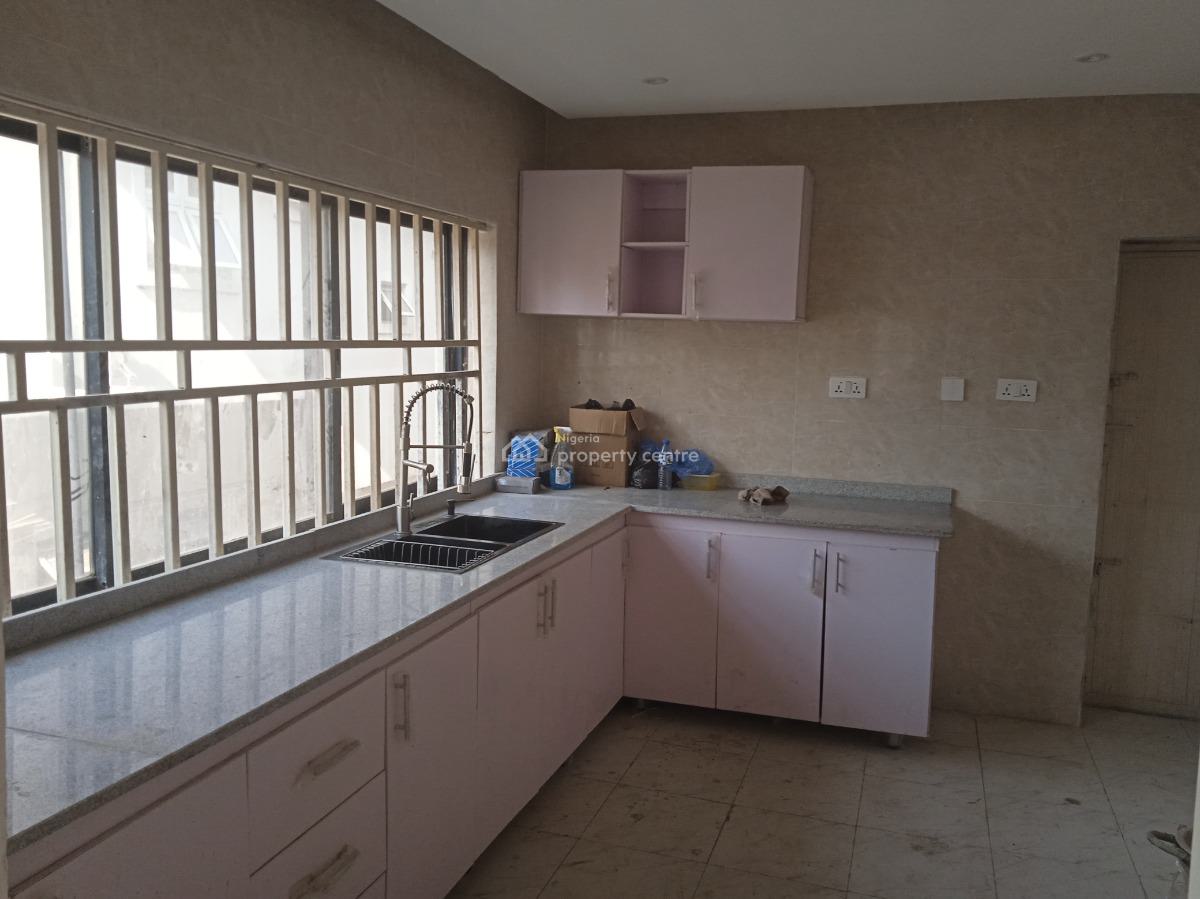 4 Bedroom Office on 1st Floor, Close to Louis Edet House, Asokoro District, Abuja, Office Space for Rent