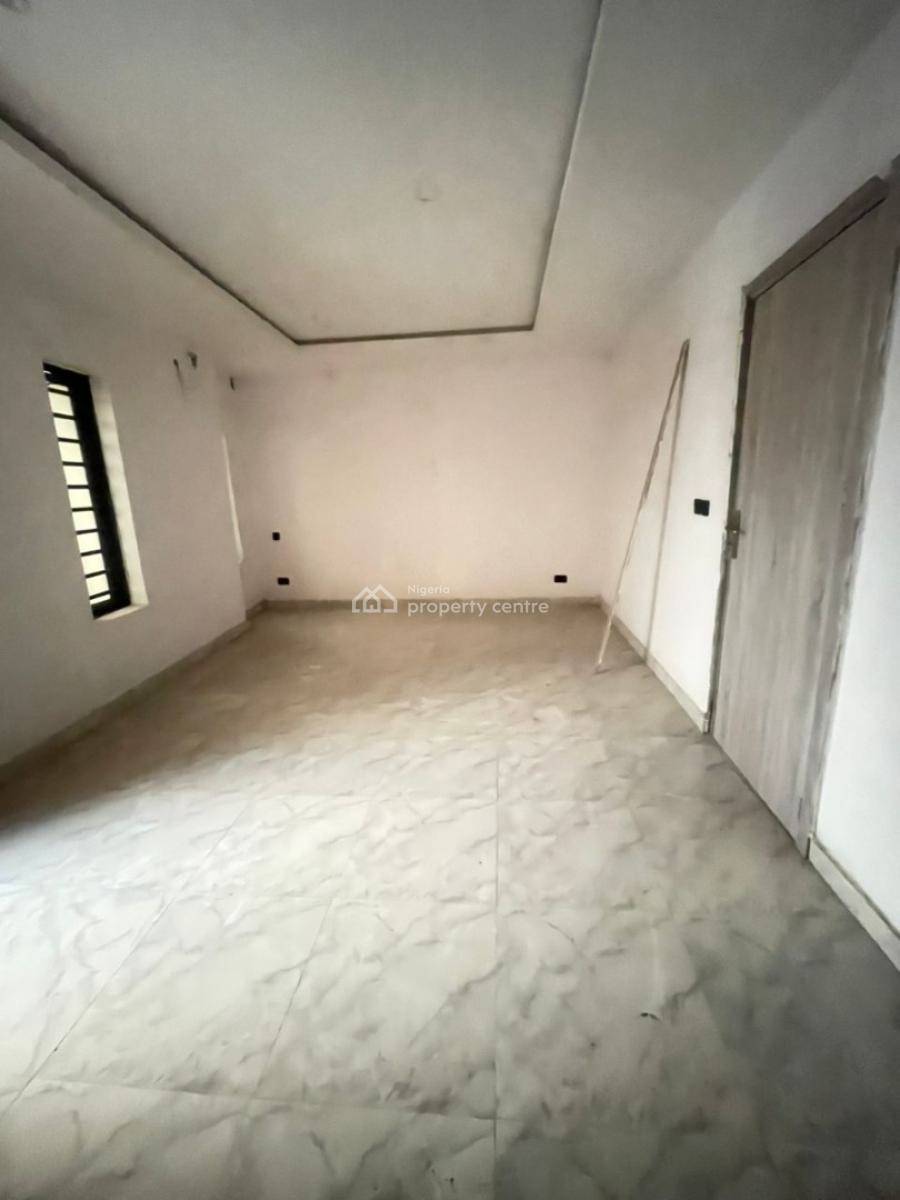a Fully Serviced Spacious 3bedroom Terrace Duplex Abraham Adesanya, Abraham Adesanya, Ajah, Lagos, Terraced Duplex for Sale