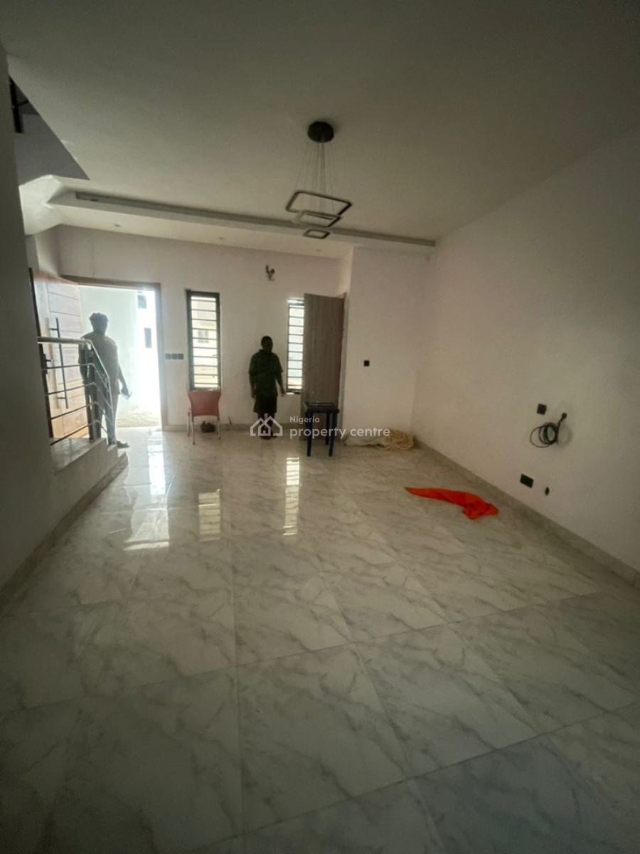 a Fully Serviced Spacious 3bedroom Terrace Duplex Abraham Adesanya, Abraham Adesanya, Ajah, Lagos, Terraced Duplex for Sale