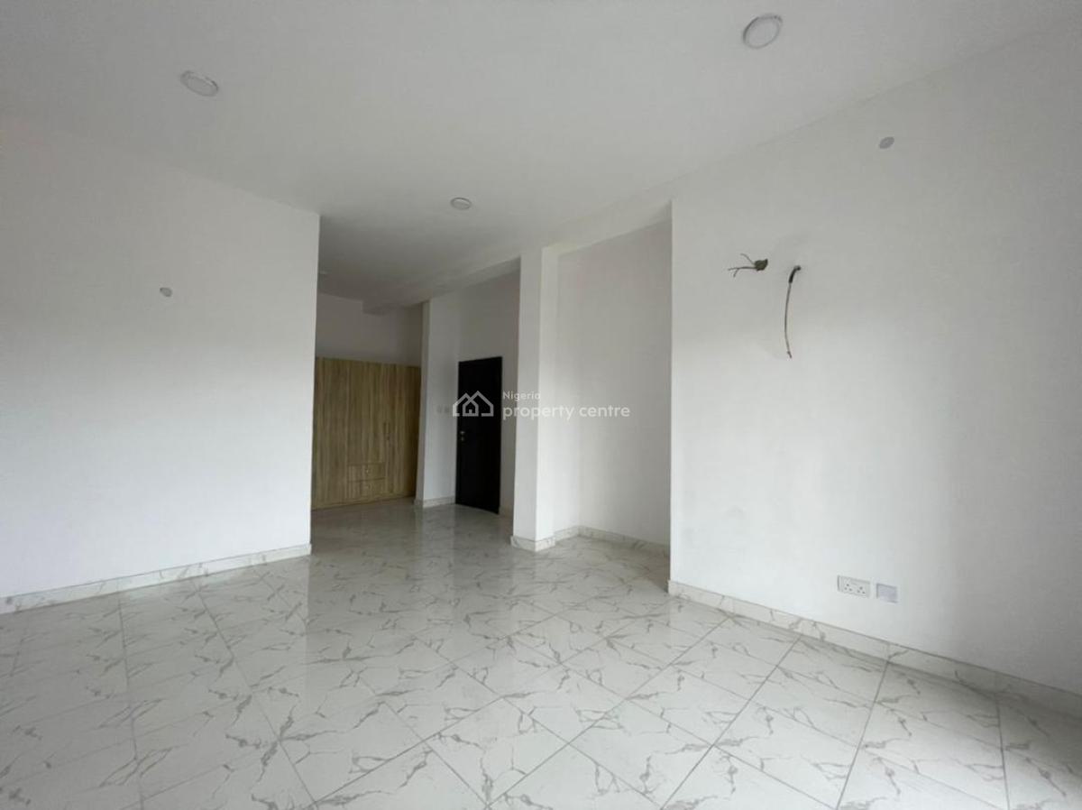 Unfurnished 3 Bedroom Apartment with Bq, By Elf, Lekki Phase 1, Lekki, Lagos, Flat / Apartment for Rent