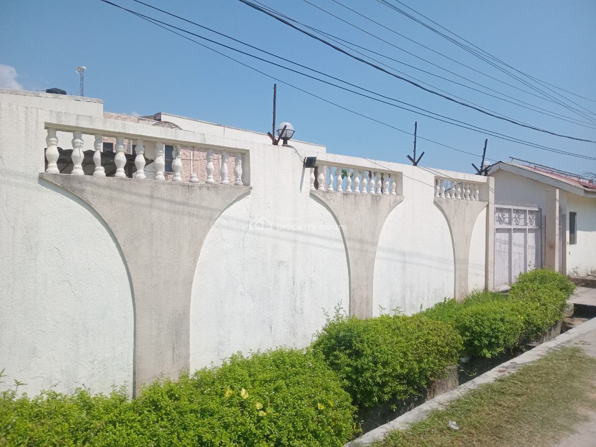 Spacious 2 Bedroom Flat, Lekki, Lagos, Flat / Apartment for Rent