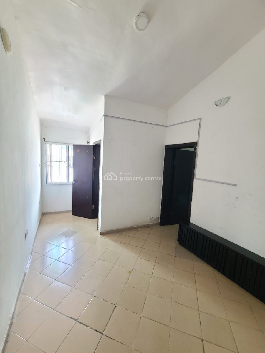 a Room & Parlor/ Mini Flat_ Upstairs, Agungi, Lekki, Lagos, Mini Flat (room and Parlour) for Rent