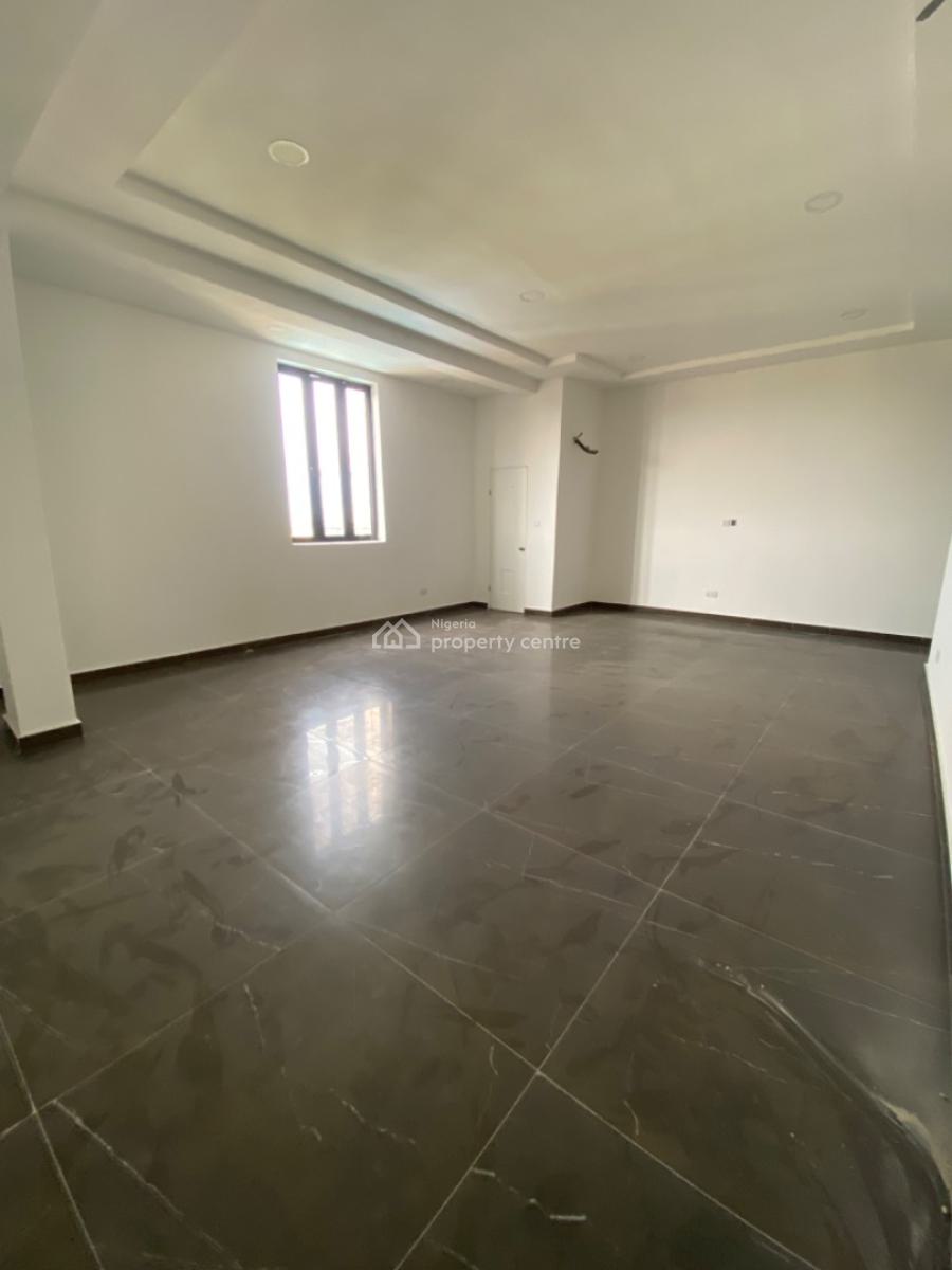 Office Space for Boutique, Restaurant,showing Room and Pharmacy/salon, Ikota Lekki, Ikota, Lekki, Lagos, Plaza / Complex / Mall for Rent