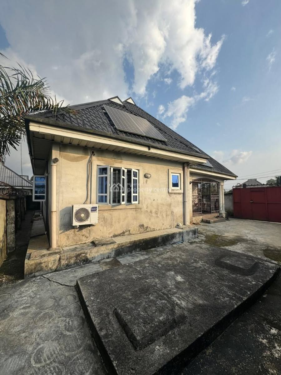 4 Bedroom Bungalow with 2.5kva Solar Inverter Setup, Rumuolumeni,nkpor Road Off Iwofe St Jhn, Port Harcourt, Rivers, Detached Bungalow for Sale