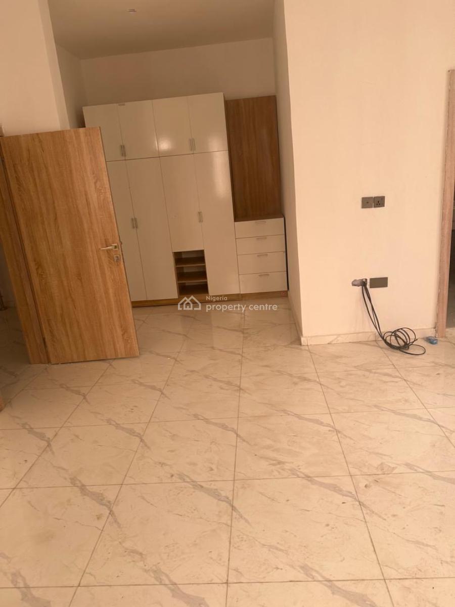 Awoof Distress Lovely 4bedroom Terrace Duplex, Abraham Adesanya  Secured Estate, Ajah, Lagos, Terraced Duplex for Sale