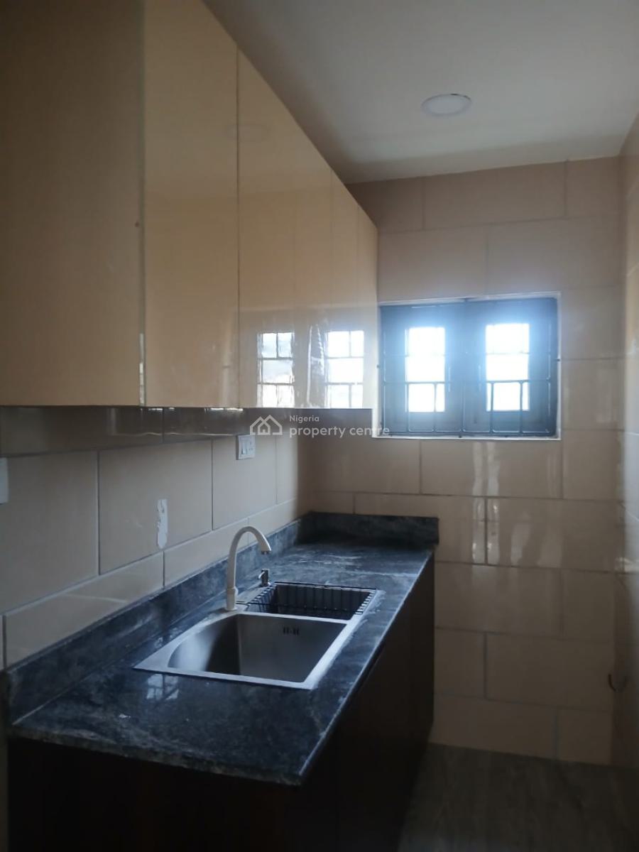 a Luxury 2bedroom Apartment Within a Seren Estate, Dolphin Estate,, Ikoyi, Lagos, House for Rent