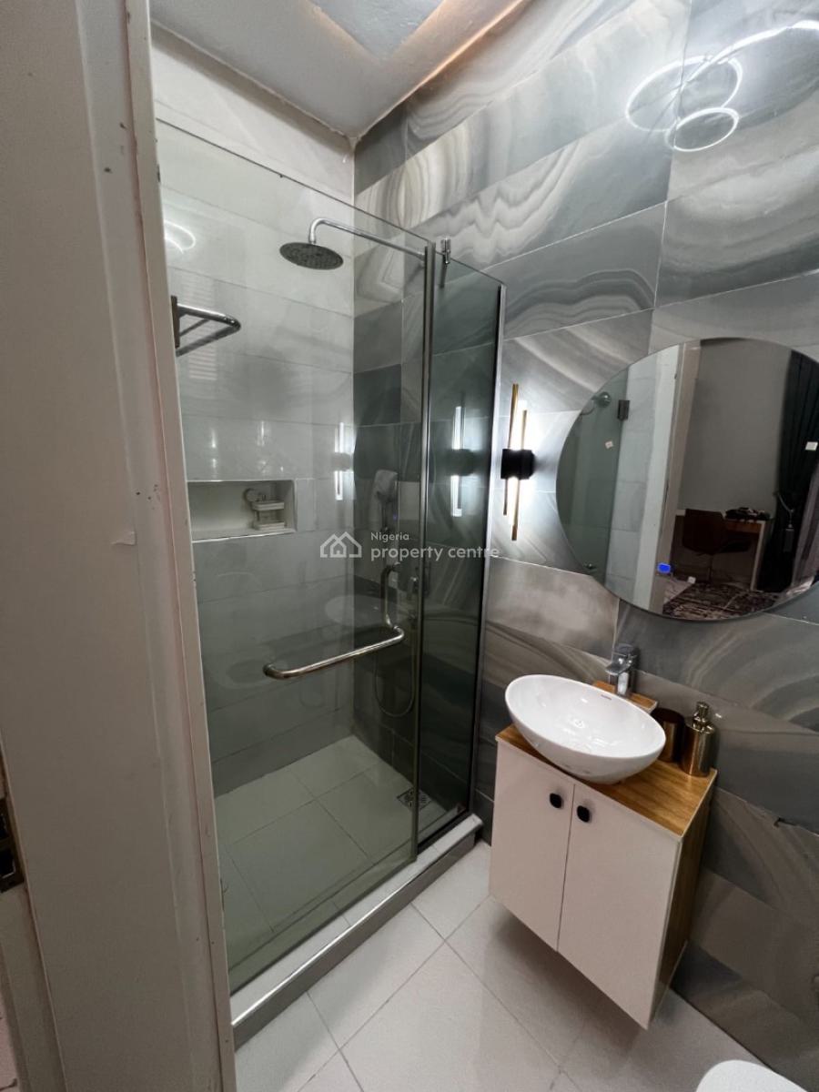 Stunning 2 Bedroom Apartment with Ps5, Agungi, Lekki, Lagos, Flat / Apartment Short Let