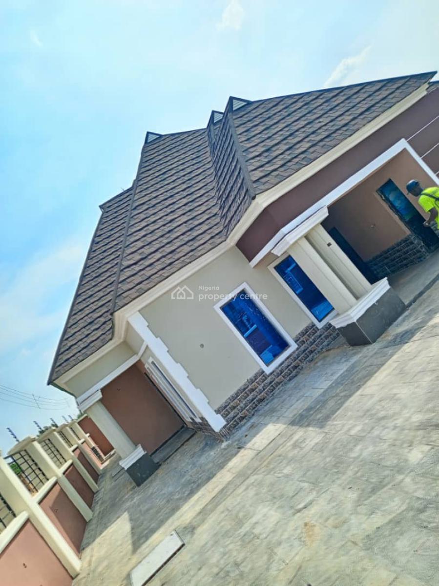 Modern Newly Built 5 Bedroom Bungalow on 541sqm of Land, Orogun, Orogun, Ibadan, Oyo, Detached Bungalow for Sale