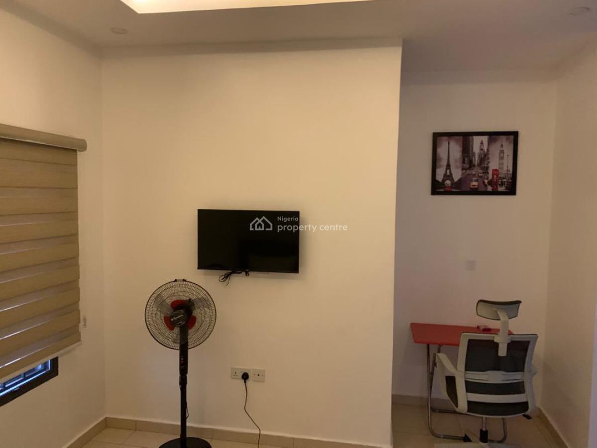 Radiant 2 Bedroom Apartment, No. 12, The Republic, Adjacent Suncity Junction, Kaura District, Abuja, Central Business District, Abuja, Flat / Apartment Short Let