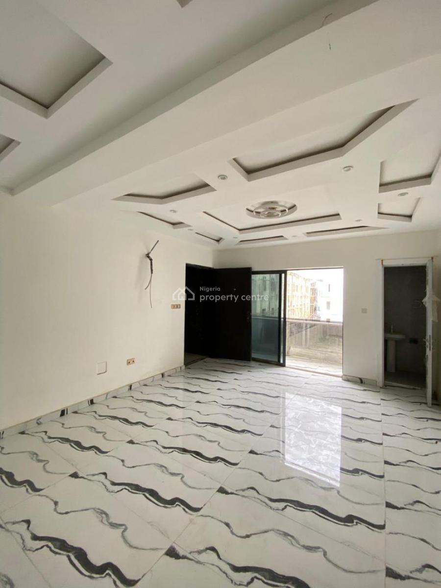 2 Bedroom Apartment with Boys Quarters, Lekki Phase 1, Lekki, Lagos, Flat / Apartment for Sale