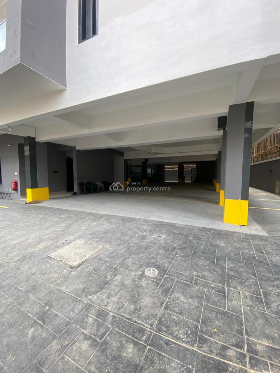 2 Bedroom Apartment with Boys Quarters and Gym, Lekki Phase 1, Lekki, Lagos, Flat / Apartment for Sale