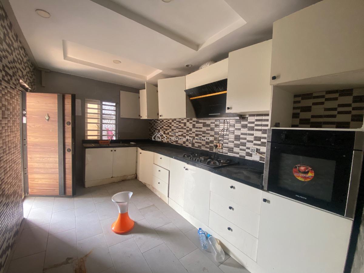 Lovely 2 Bedroom, Ebute, Ikorodu, Lagos, Flat / Apartment for Rent