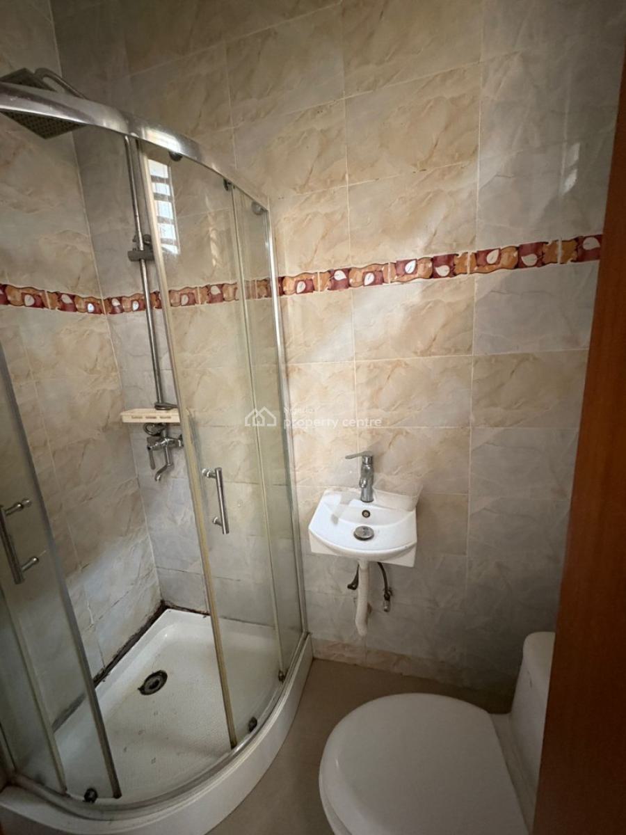 Bq with Kitchen, Chevron Alternative, Lekki, Lagos, Flat / Apartment for Rent