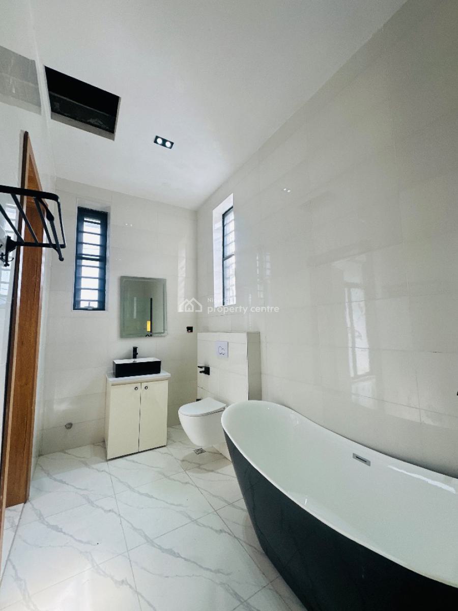 5bedrooms Detached Duplex with Bq Available, Vgc, Lekki, Lagos, Detached Duplex for Sale