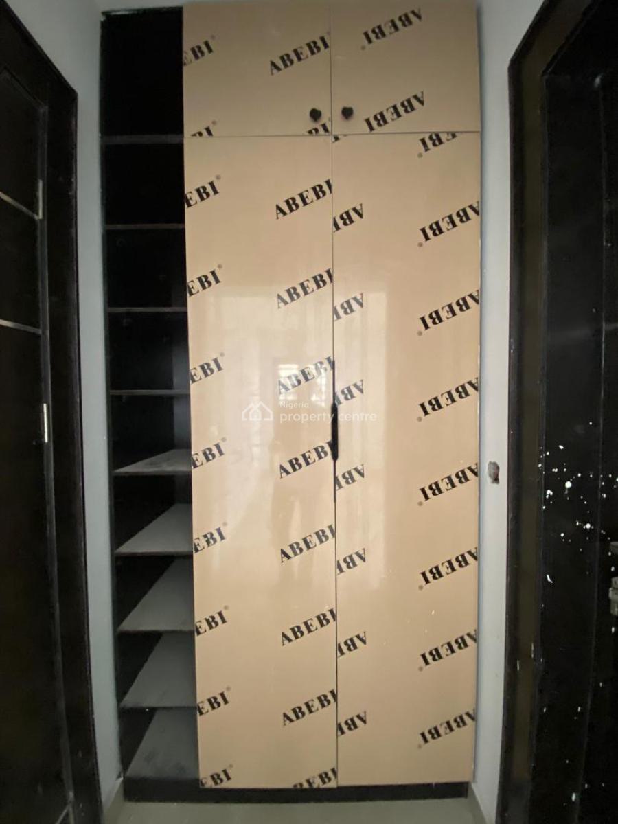 Newly Built 2 Bedroom Apartment, Lekki Phase 1, Lekki, Lagos, Flat / Apartment for Sale