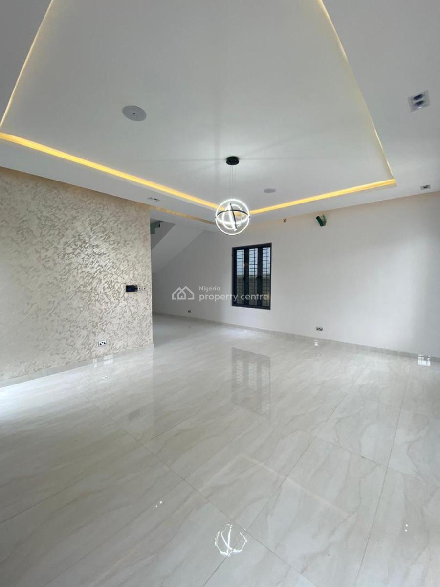 Spacious 5-bedroom Fully Detached Duplex with Bq & Swimming Pool, Lekki Phase 1, Lekki, Lagos, Detached Duplex for Sale