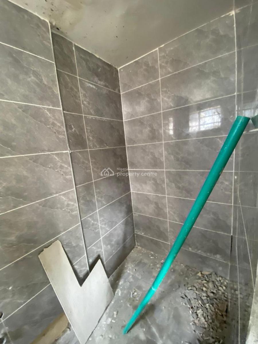 Spacious 2-bedroom Apartment in a Secure and Serene Estate, Lekki Phase 1, Lekki, Lagos, Flat / Apartment for Sale