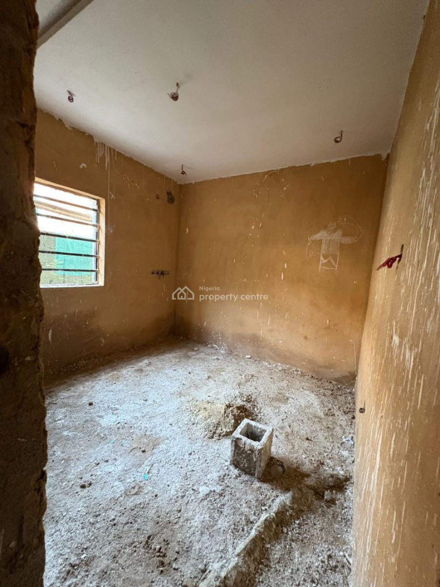 Affordable Long Lease Investment Close to The Airport, Make 7m Annually From a Luxury 18years Long Lease,close to Ikeja Airpo, Obanikoro, Shomolu, Lagos, Block of Flats for Sale