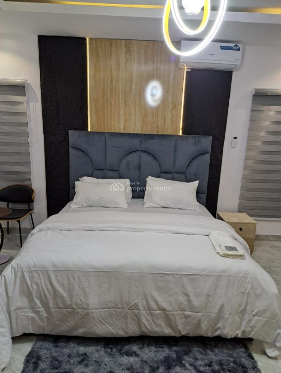 Well-managed 2 Bedroom in Cedar County Estate, Sangotedo, 05 Dr Efosa, Cedar County, Hotbread Bustop, Thera Peace, Sangotedo, Ajah, Lagos, Flat / Apartment Short Let