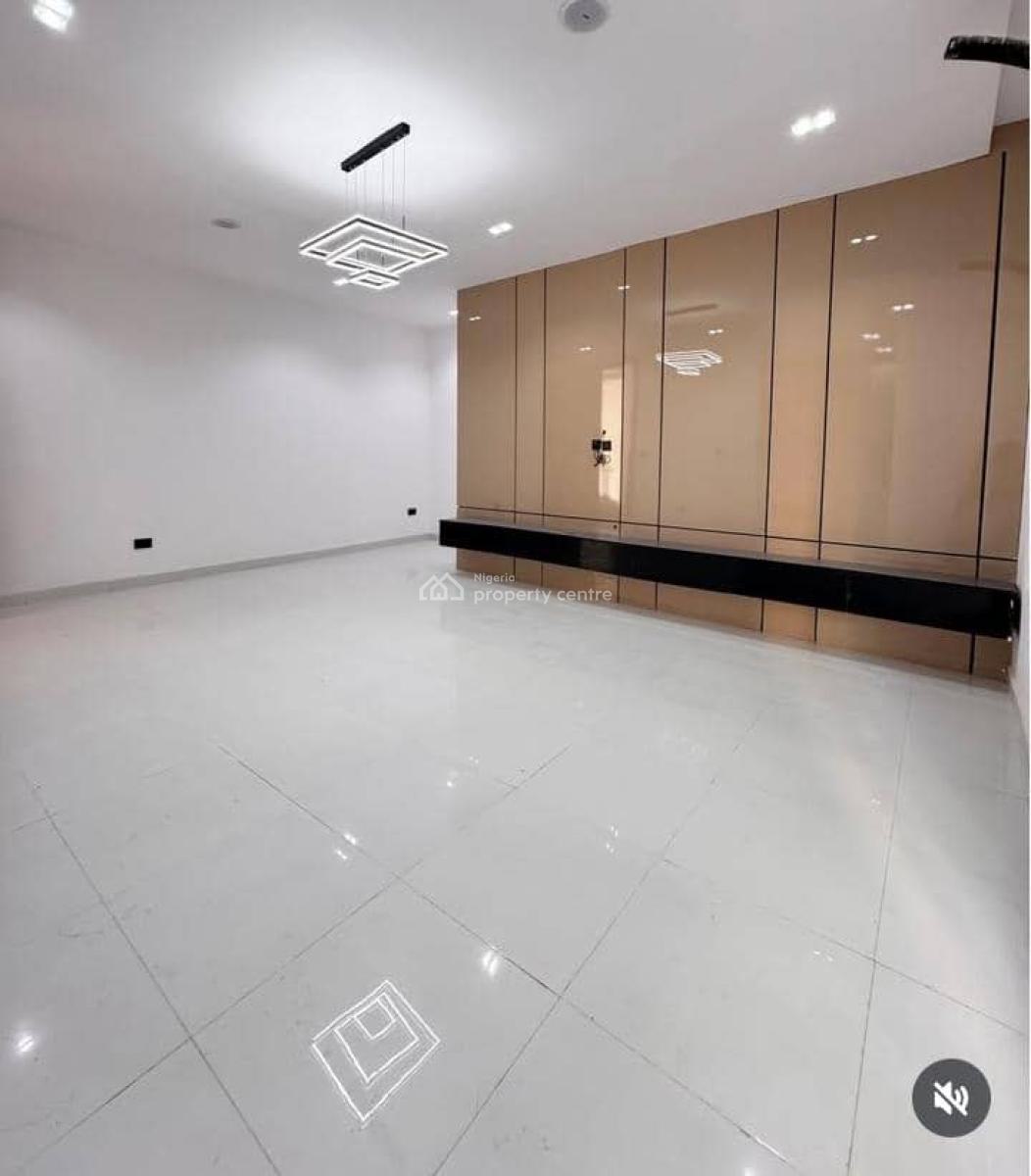 Luxury  2bedroom Apartment, Ologolo, Lekki, Lagos, Flat / Apartment for Rent