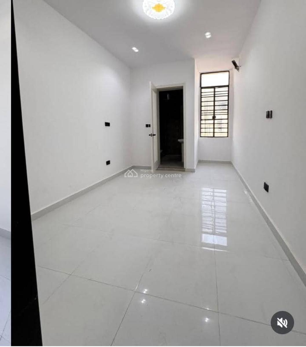 Luxury  2bedroom Apartment, Ologolo, Lekki, Lagos, Flat / Apartment for Rent