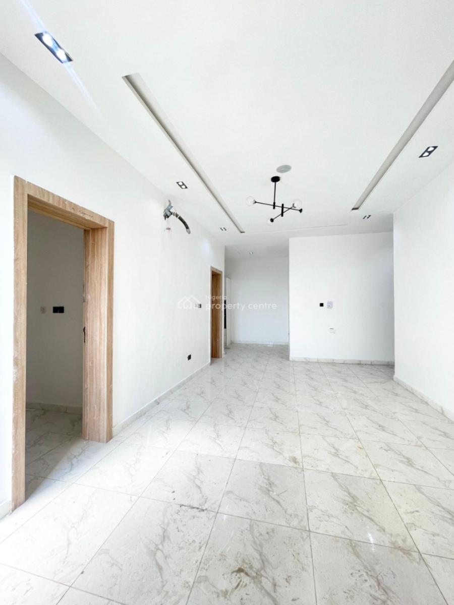 Spacious  2bedroom Flat, Ologolo, Lekki, Lagos, Flat / Apartment for Rent