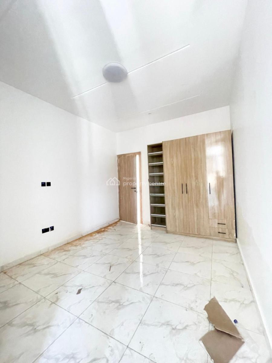 Spacious  2bedroom Flat, Ologolo, Lekki, Lagos, Flat / Apartment for Rent