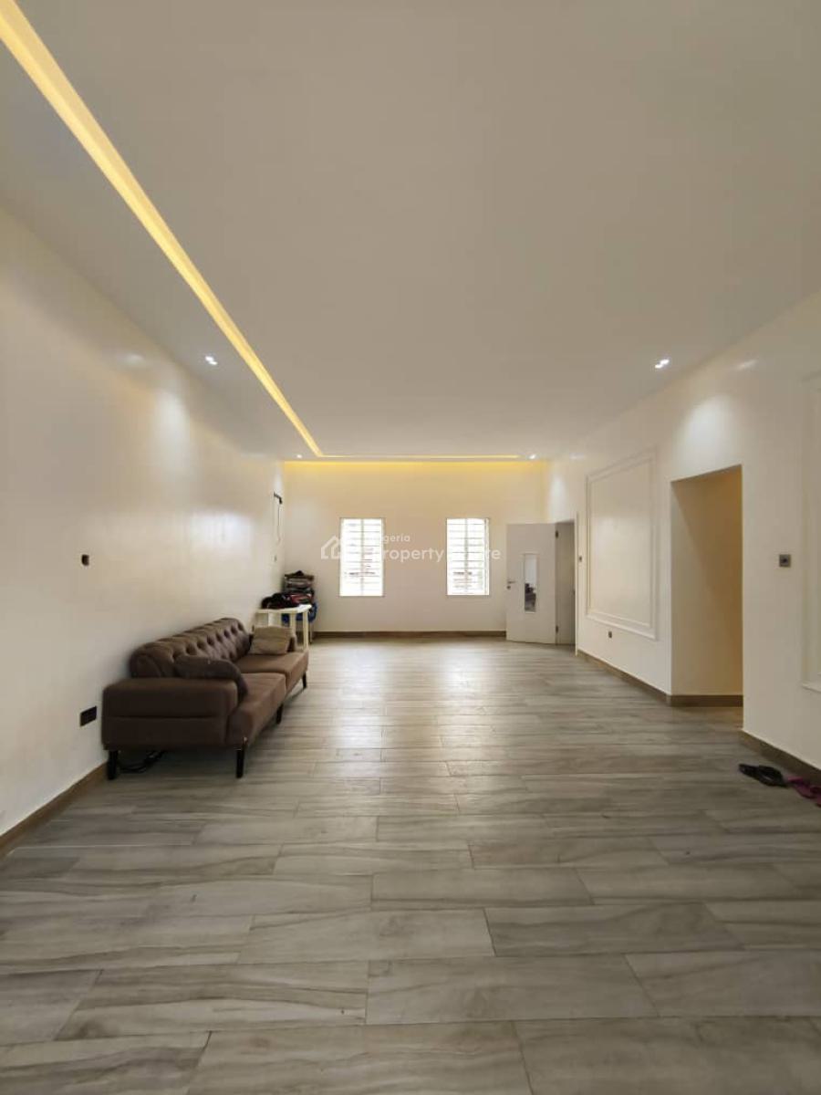 Luxury Well Remodeled Serviced 3 Bedroom Penthouse Apartment Plus Bq, Off Bourdillon Road, Old Ikoyi, Ikoyi, Lagos, Flat / Apartment for Rent