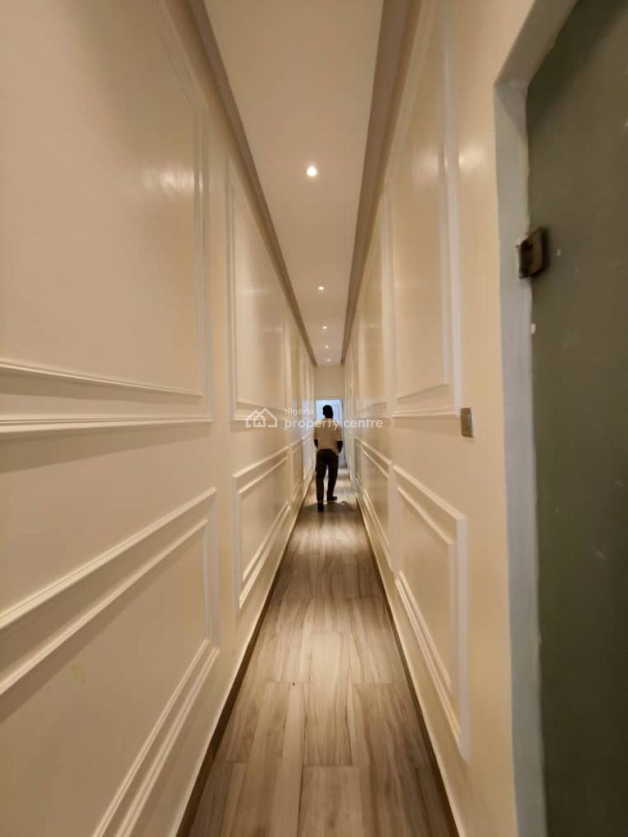 Luxury Well Remodeled Serviced 3 Bedroom Penthouse Apartment Plus Bq, Off Bourdillon Road, Old Ikoyi, Ikoyi, Lagos, Flat / Apartment for Rent