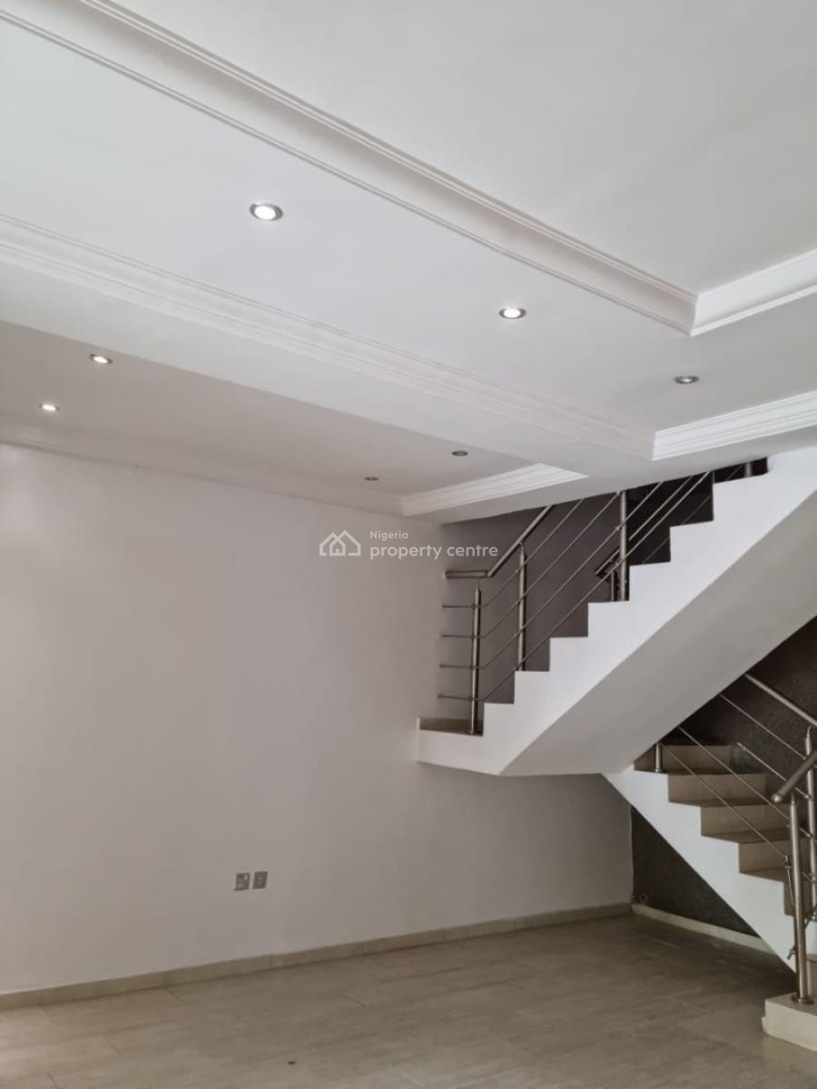 Very Massive Serviced Luxury  4 Bedroom Terrace Duplex with Bq, Lekki, Lekki, Lagos, Terraced Duplex for Rent