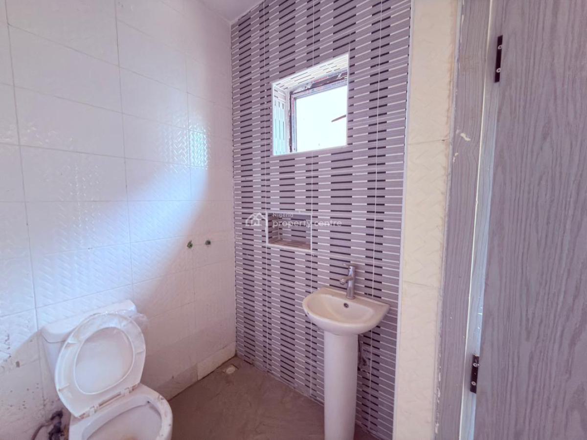 Gaduwa Listing 3 Beds Terrace with a Bq  Fully Finished, Gaduwa, Abuja, Terraced Duplex for Sale