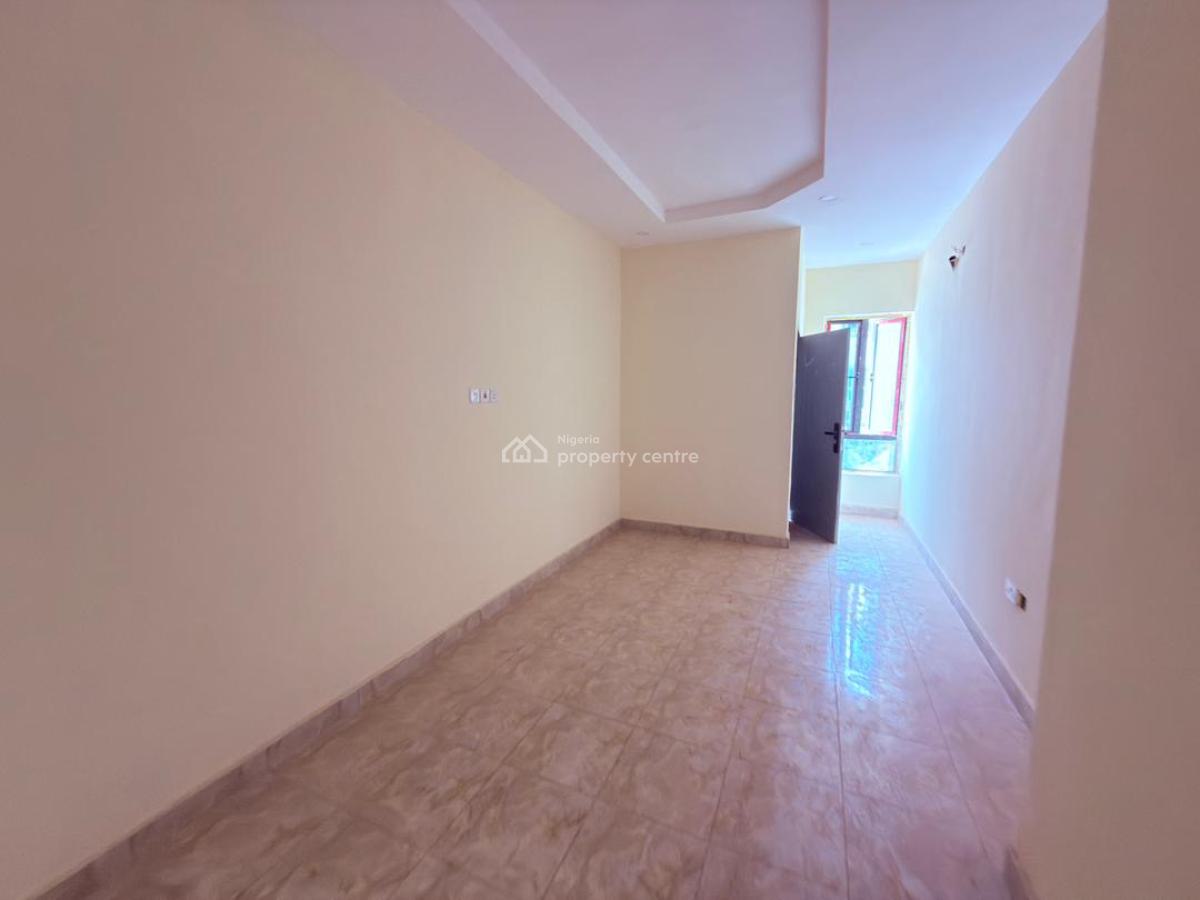 Gaduwa Listing 3 Beds Terrace with a Bq  Fully Finished, Gaduwa, Abuja, Terraced Duplex for Sale