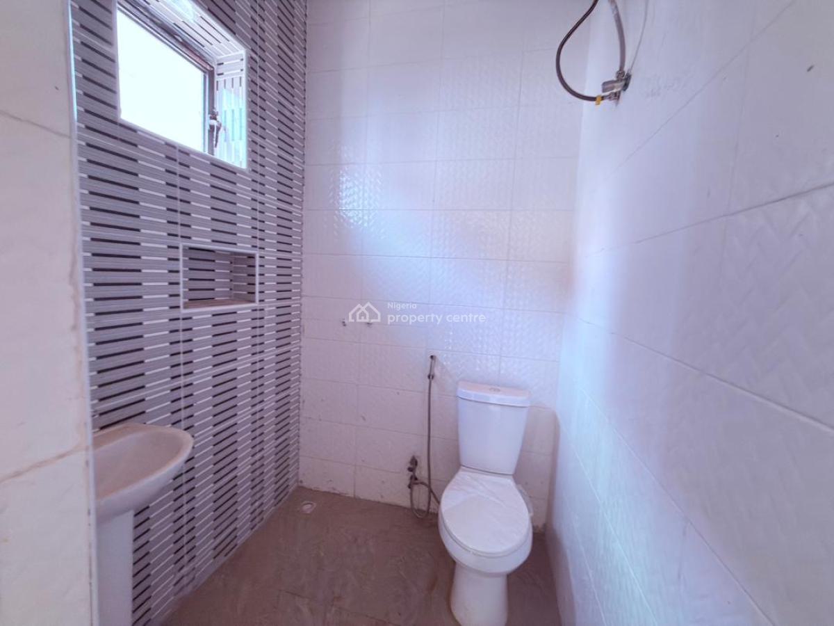 Gaduwa Listing 3 Beds Terrace with a Bq  Fully Finished, Gaduwa, Abuja, Terraced Duplex for Sale