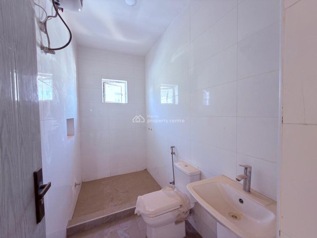 Gaduwa Listing 3 Beds Terrace with a Bq  Fully Finished, Gaduwa, Abuja, Terraced Duplex for Sale