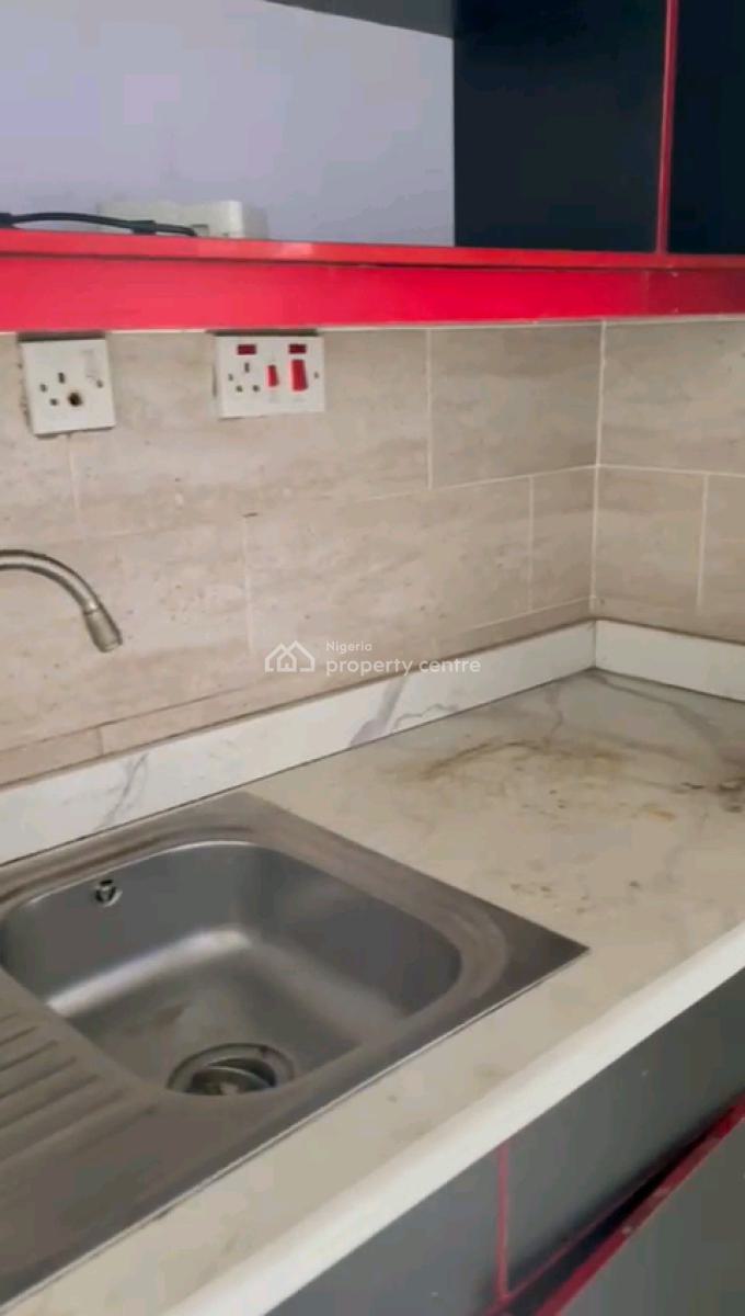 a Well Built and Standard Mini Flat, Obanikoro, Shomolu, Lagos, Mini Flat (room and Parlour) for Rent