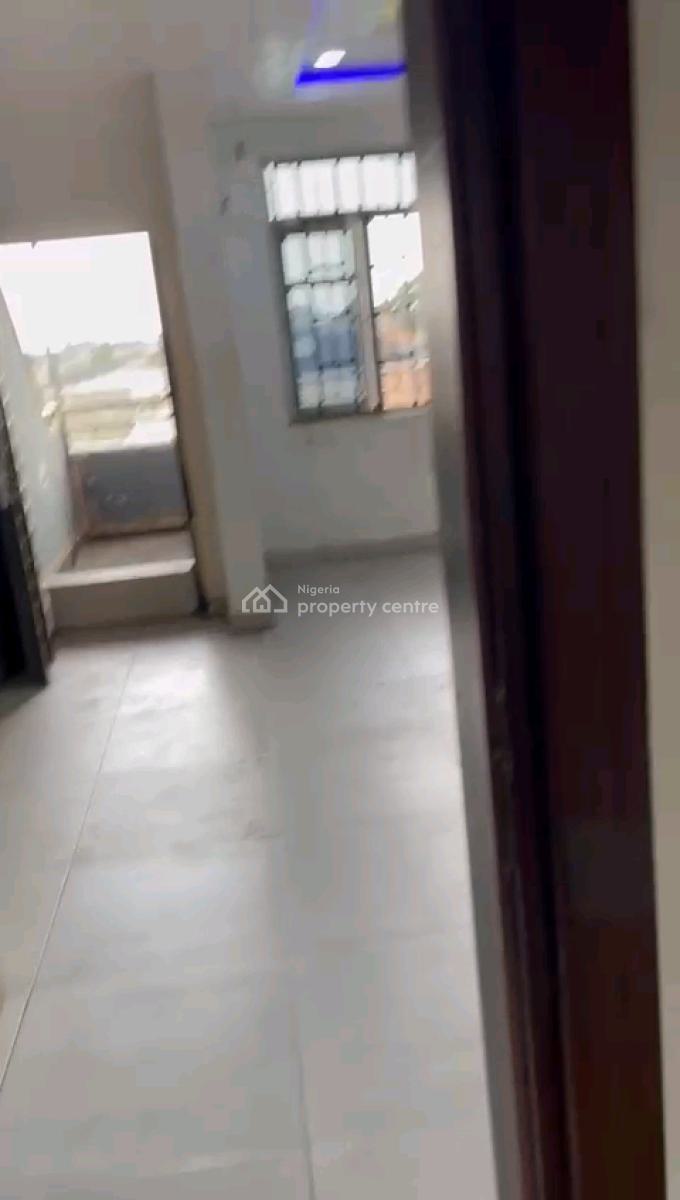 a Well Built and Standard Mini Flat, Obanikoro, Shomolu, Lagos, Mini Flat (room and Parlour) for Rent