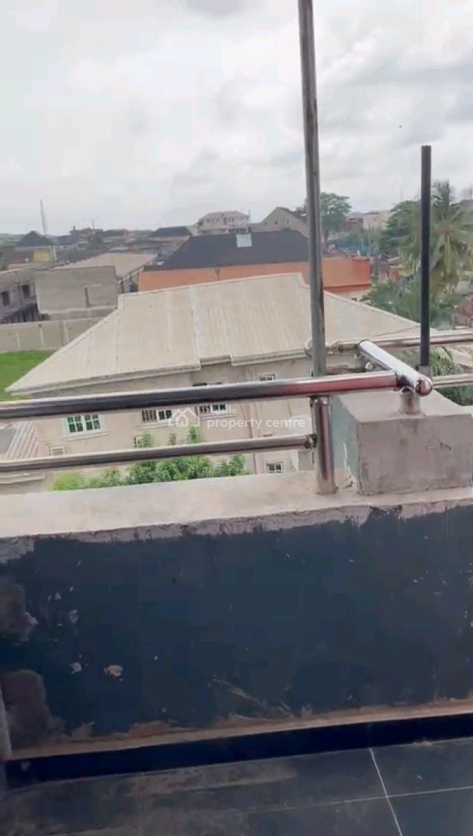 a Well Built and Standard Mini Flat, Obanikoro, Shomolu, Lagos, Mini Flat (room and Parlour) for Rent