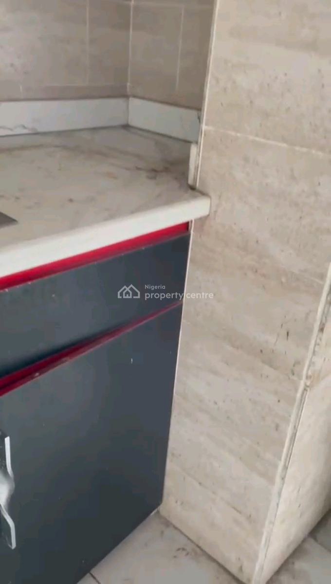 a Well Built and Standard Mini Flat, Obanikoro, Shomolu, Lagos, Mini Flat (room and Parlour) for Rent