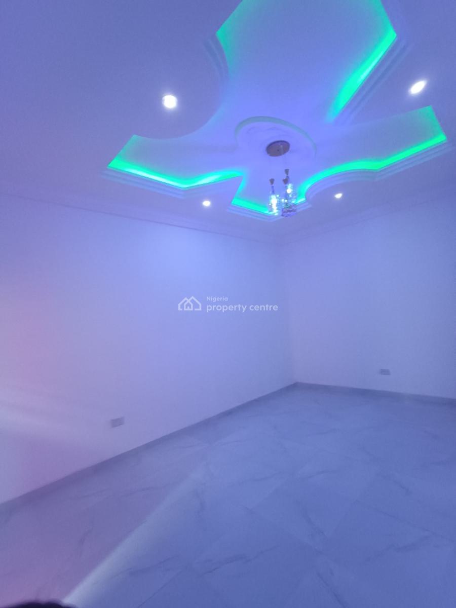 a Standard 2bedroom Flat, Opposite The Patron Before Novare Shoprite Ajah, Lekki Phase 2, Lekki, Lagos, Flat / Apartment for Rent