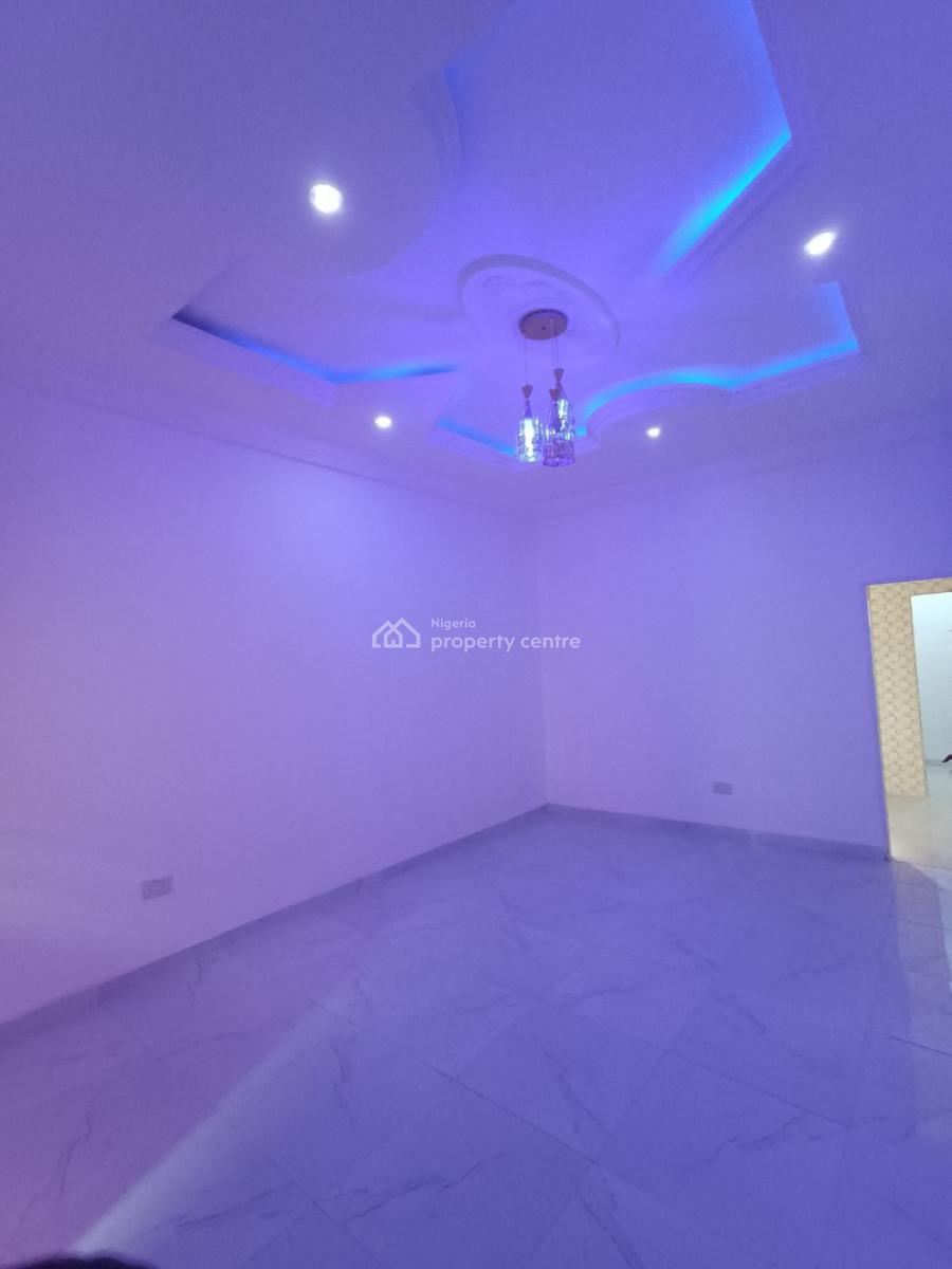 a Standard 2bedroom Flat, Opposite The Patron Before Novare Shoprite Ajah, Lekki Phase 2, Lekki, Lagos, Flat / Apartment for Rent